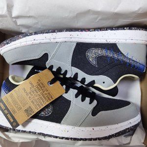 Aj1 Jordan low top black and grey men's shoes